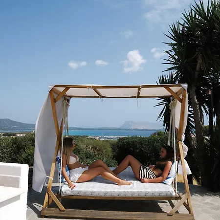 Amoreddu 3* San Teodoro (Sardinia)